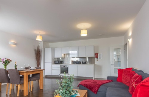 Reading City Centre Apartamento | Central | Free Secure Parking | Relocating Families