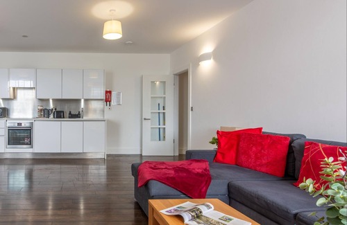 Reading City Centre Apartamento | Central | Free Secure Parking | Relocating Families