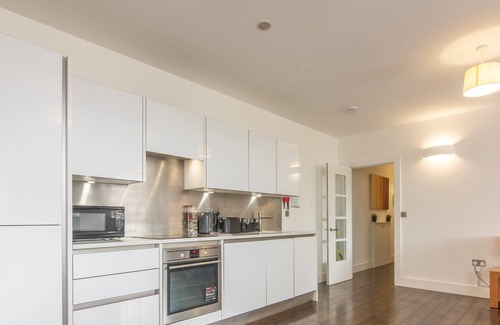 Reading City Centre Apartamento | Central | Free Secure Parking | Relocating Families