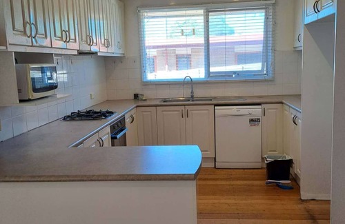 Glen Waverley Casa | Central glen, Ideal family heaven!