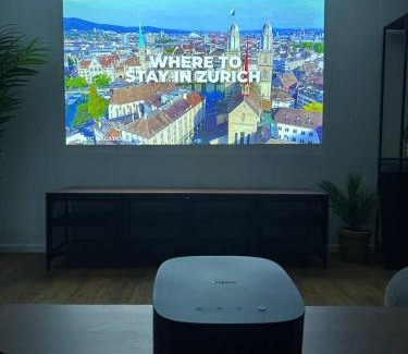 Gewerbeschule Apartamento | Central Hideaway Garden, Parking, Cinema,4,5rooms