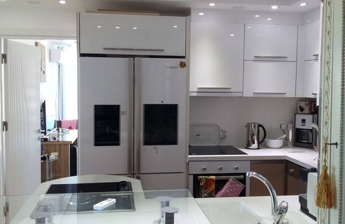 Kyrenia Apartamento | MEZZANINE "PENTHOUSE STYLE" CON TODAS LAS AMENITADAS POOL SPA GYM HAMAM MISMO PISO