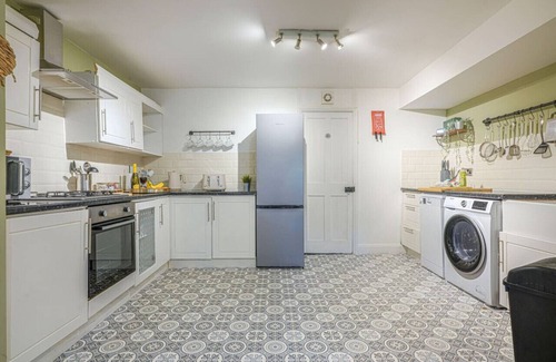 Northampton Casa | Central House - Pool Table, SmartTV, Wifi+Parking