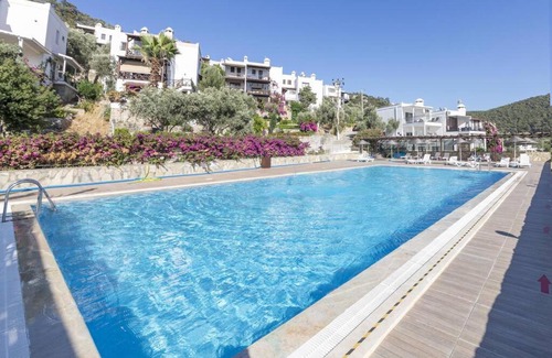 Dagbelen Casa | Central House with Shared Po