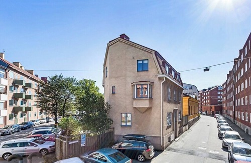 Trosso Apartamento | Central Karlskrona & 200 meters to the sea and Borgmästarekajen!