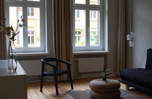 Volkmarsdorf Apartamento | HERMOSA VIVIR EN EL MONUMENTO WiFi moderno, cómodo y gratuito