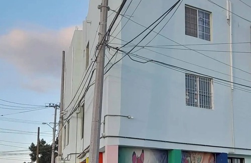 Colonia El Progreso Casa | Central Location -"FRIDA"