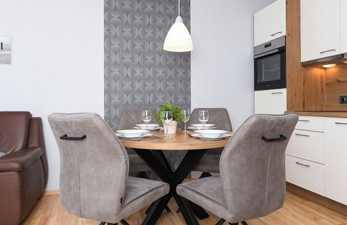 Wangerooge Apartamento | Ubicación central, cerca de la playa, 2 sep. Habitación, no fumadores, wifi gratuito.