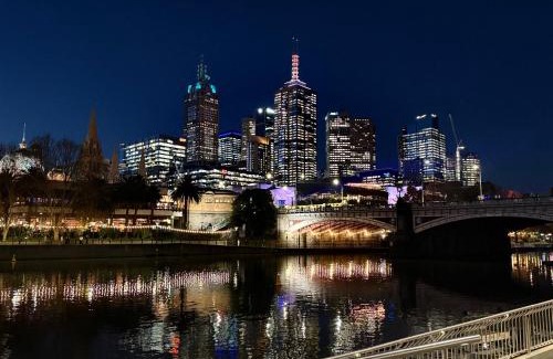 Southbank Apartamento | Central Location with Rooftop Pool