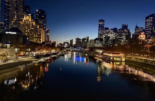 Southbank Apartamento | Central Location with Rooftop Pool
