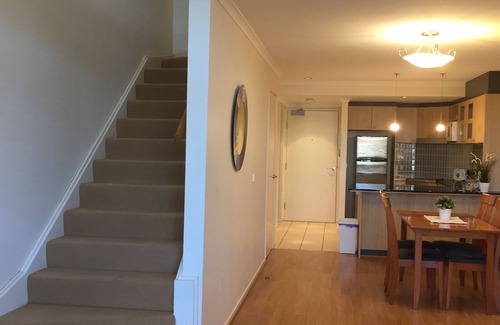 City East Apartamento | Central Loft Apartment Free Parking