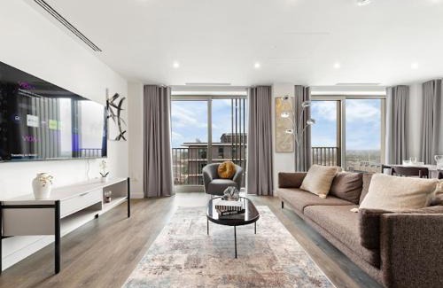 Stratford and New Town Apartamento | Central London Luxurious 2bed WITH POOL AND ROOFTOP by AYMONS HAVEN