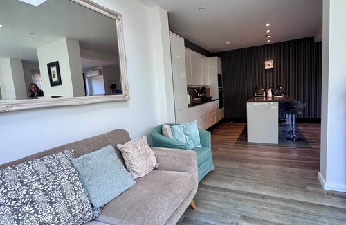 Fortis Green Casa | Central London Tennis Court