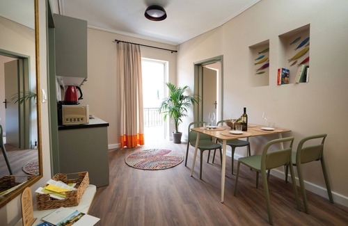 Tripoli Apartamento | Central, Modern & Sunny Apartment with city view! Pets & Family Friendly!