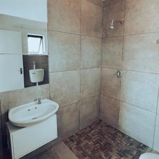 Windhoek West Apartamento | Central Nomad Apartment