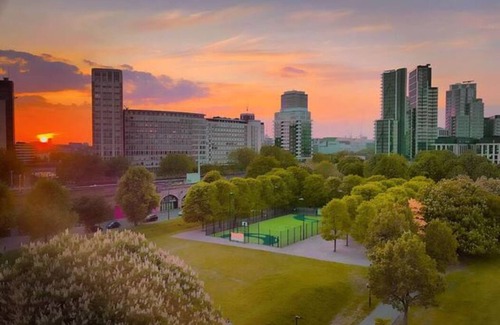 Vauxhall Apartamento | Central Parkside Penthouse | Panoramic Terrace & London Skyline Views