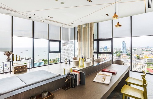 Phra Khanong Nuea Condominio | Central Pattaya with Infinity Pool, Near The Beach