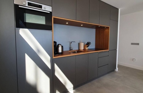 Fuengirola City Centre Apartamento | Central & Quite New 2BDR beachfront apt Fuengirola