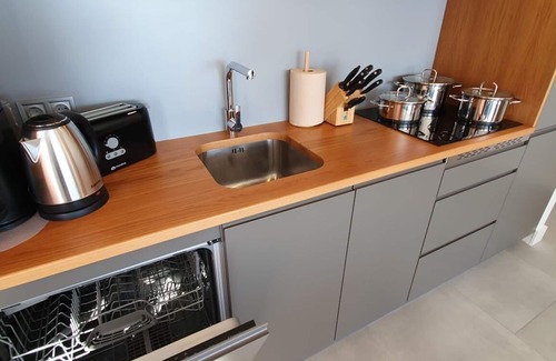 Fuengirola City Centre Apartamento | Central & Quite New 2BDR beachfront apt Fuengirola