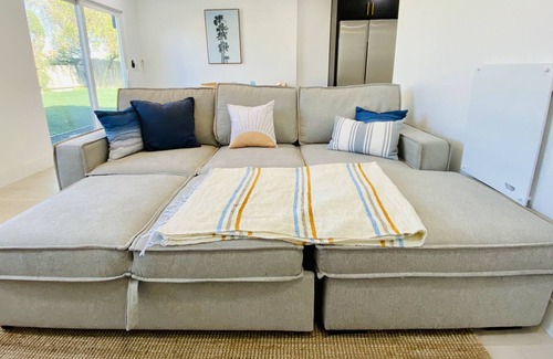 North Clairemont Cabaña | Central, Renovated & Private Guesthouse