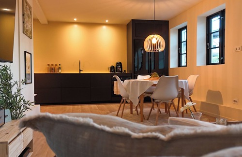 Arendal Casa | Central residence in Arendal with boat and mooring!