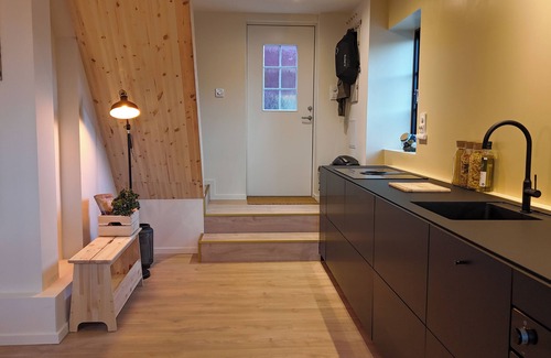Arendal Casa | Central residence in Arendal with boat and mooring!