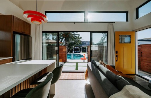 La Mesa Casa | Central SD Luxury Home+Casita, Pool BBQ Sleeps10