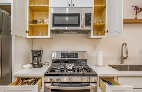 Serra Mesa Casa | Central SD Modern&Family-Friendly Home-BBQ Non-Toxic Home -Allergy Friendly