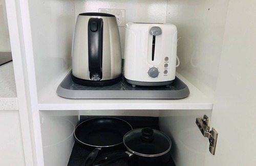 Hamilton Apartamento | Central Stadium Apartment 101