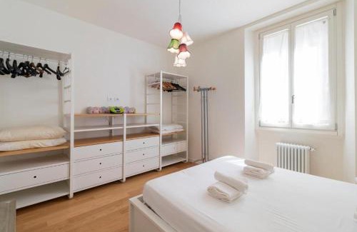 Centro Direzionale Apartamento | Central station aptament