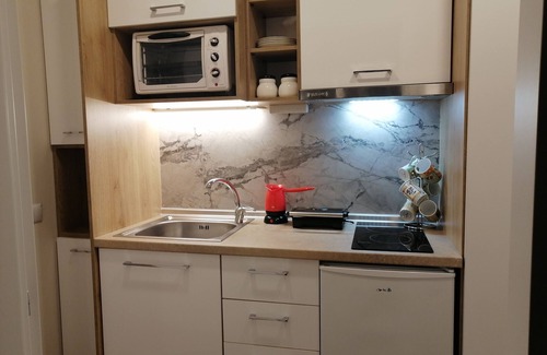 Veroia Apartamento | Central Studio on Clock Square D1