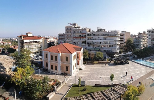 Veroia Apartamento | Central Studio on Clock Square D1