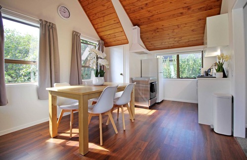 Royal Oak Casa | Central Studio Summar