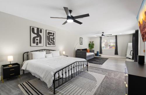 Evergreen Apartamento | Central Tempe Gem Mural Art Garage Near Freeway