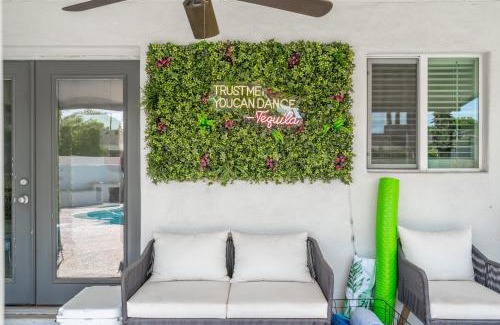 Evergreen Apartamento | Central Tempe Gem Mural Art Garage Near Freeway