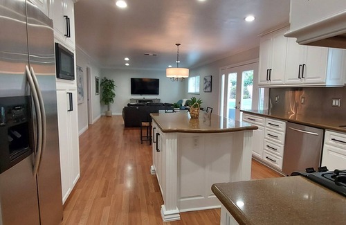 Thousand Oaks Casa | Central Thousand Oaks, Wildwood Park For Work/Remodel/Insurance