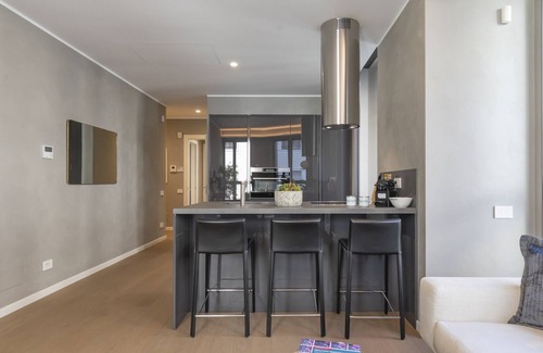 San Babila Apartamento | Central Tower S. Babila - Elegant 2BDR with rooftop terrace