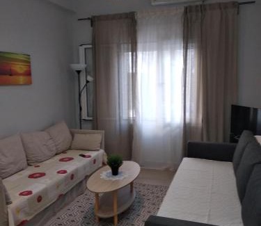 Peiraiki Apartamento | CENTRAL TOWN HOUSE 60m2*