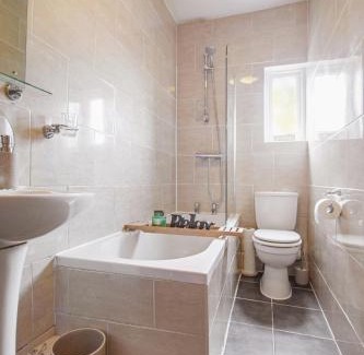 Sheffield Casa | Central Urban Retreat Oasis Free Parking 13ppl