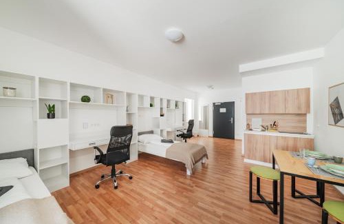Wiener Neustadt Apartamento | Central Urban Studio