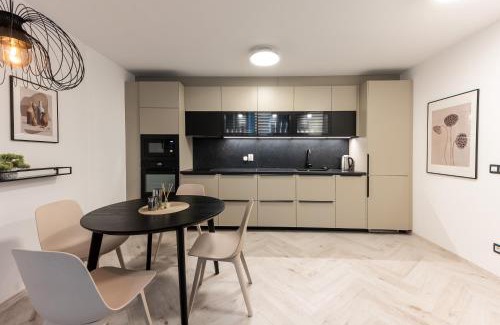 Varosha Apartamento | Central View Apartment 1