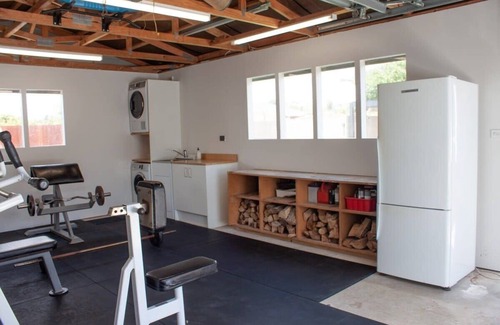 Woodhill Casa | Central Villa Oasis S
