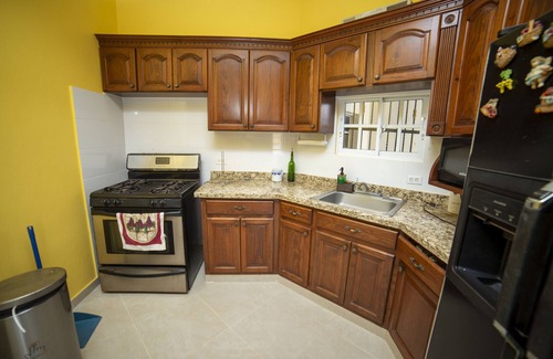 Jarabacoa Apartamento | Centrally Located Lovely 3-bedroom Rental unit with Free parking