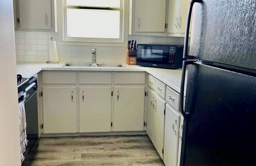 Summerside Casa | Centrally located, newly renovated 2 Bedroom, 1 bathroom