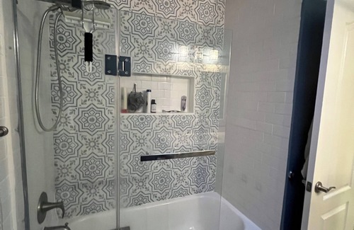 Parkside Casa | Centrally Located Upscale Home with Room for Rent - Great Hosts & Neighborhood