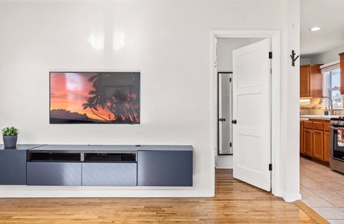 Circle Area Cabaña | Centrally Located, 1-BR at Long Beach Casitas