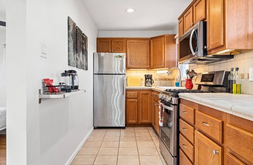 Circle Area Cabaña | Centrally Located, 1-BR at Long Beach Casitas