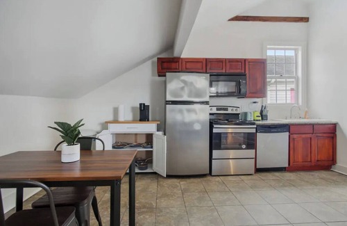 South 7th Ward Apartamento | Centrally located 1bed 1bath,walk to French Q, Bourbon St. & Jazz venues