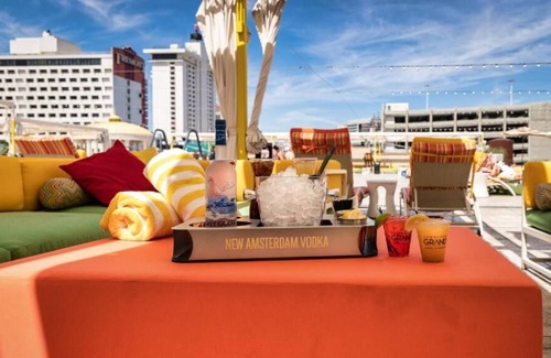 Downtown Las Vegas Casa | Centrally Located! 3 Units w/ FREE Parking! Close to North Las Vegas Airport!