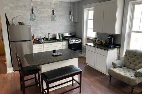 Morgantown Casa | Centrally Located 3 BR Suite with Stylish Upgrades